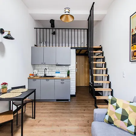 Apartmán Loft Center Apartments- Parking, Wifi, 24h Check-in