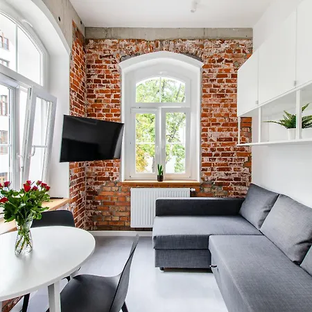 Loft Center Apartments- Parking, Wifi, 24h Check-in * Wrocław