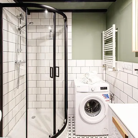 Loft Center Apartments- Parking, Wifi, 24h Check-in Apartmán Vratislav