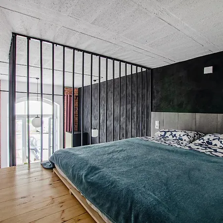 Apartmán Loft Center Apartments- Parking, Wifi, 24h Check-in