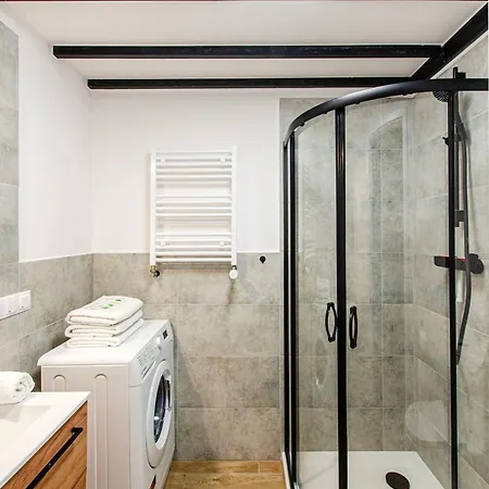 Apartmán Loft Center Apartments- Parking, Wifi, 24h Check-in