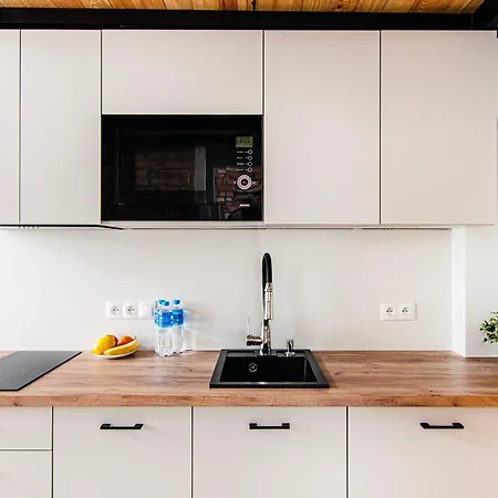 Apartmán Loft Center Apartments- Parking, Wifi, 24h Check-in *