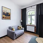Loft Center Apartments- Parking, Wifi, 24h Check-in Apartamento