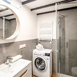 Loft Center Apartments- Parking, Wifi, 24h Check-in Apartamento *