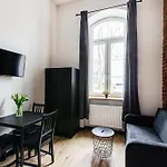 Apartamento Loft Center Apartments- Parking, Wifi, 24h Check-in *