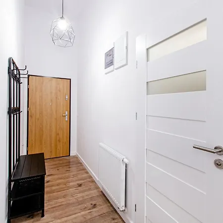 Loft Center Apartments- Parking, Wifi, 24h Check-in Apartament Wrocław