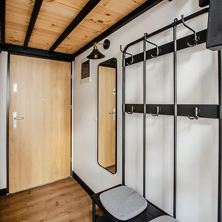 Loft Center Apartments- Parking, Wifi, 24h Check-in Wrocław
