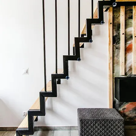 Loft Center Apartments- Parking, Wifi, 24h Check-in Apartman