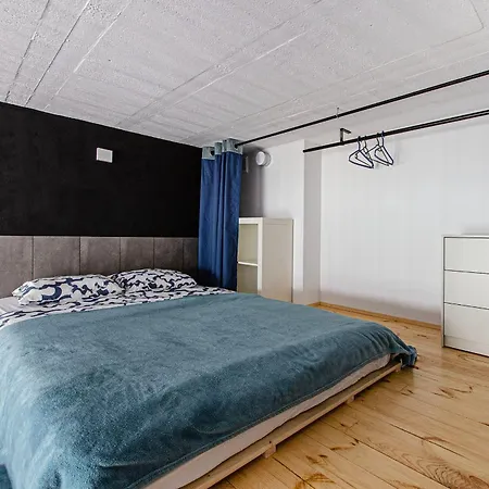 Loft Center Apartments- Parking, Wifi, 24h Check-in Wrocław