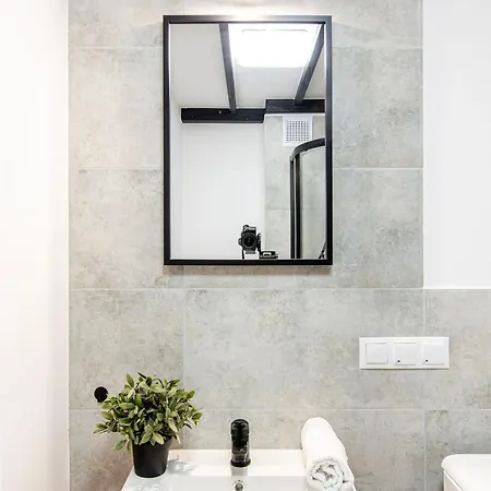 Apartament Loft Center Apartments- Parking, Wifi, 24h Check-in *