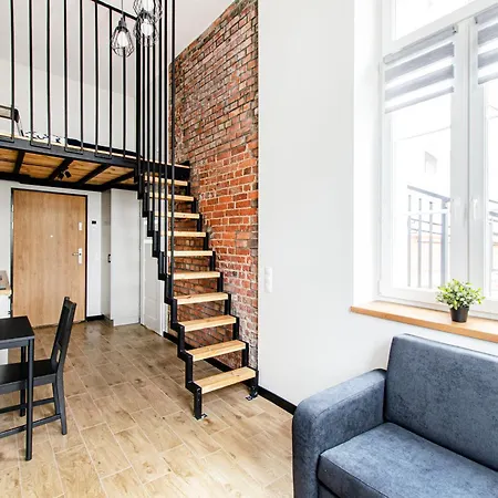 Loft Center Apartments- Parking, Wifi, 24h Check-in * Wrocław