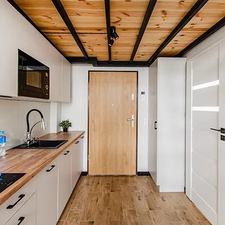Loft Center Apartments- Parking, Wifi, 24h Check-in Apartman *
