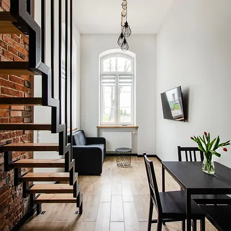 Loft Center Apartments- Parking, Wifi, 24h Check-in * Wrocław