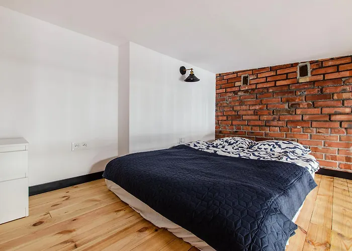 Loft Center Apartments- Parking, Wifi, 24h Check-in * Wrocław