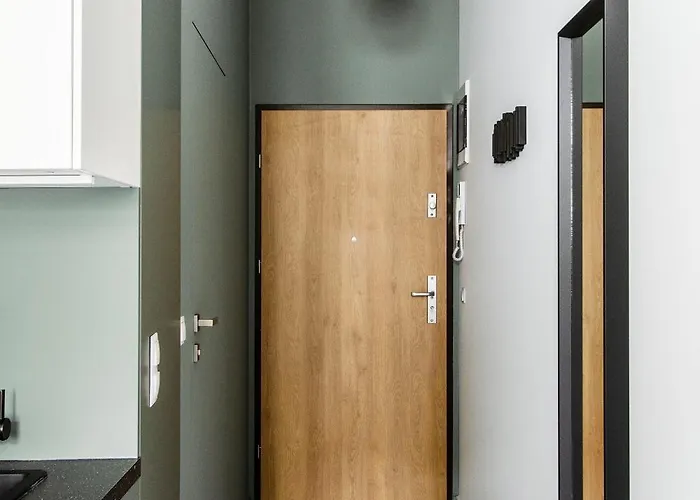 Loft Center Apartments- Parking, Wifi, 24h Check-in Apartman *