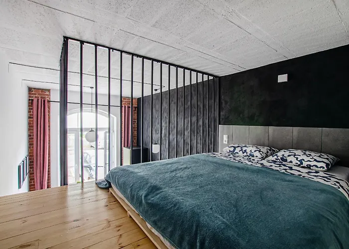 Apartman Loft Center Apartments- Parking, Wifi, 24h Check-in