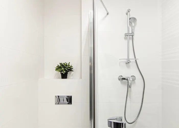 Loft Center Apartments- Parking, Wifi, 24h Check-in * Wrocław